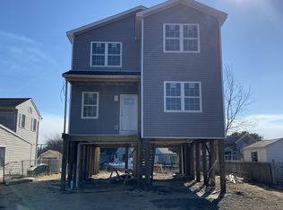 56 Cedar Run Rd, Bayville, NJ 08721