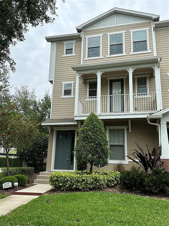 2 bed, 3.5 bath, 2140 sqft, $2,700 — Photo 1