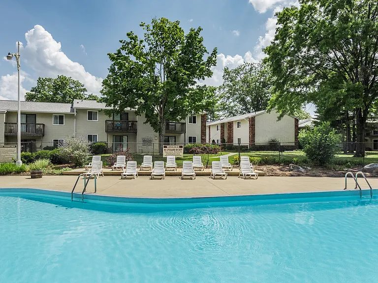 Fountain Park Apartments | Specials Available — Photo 2