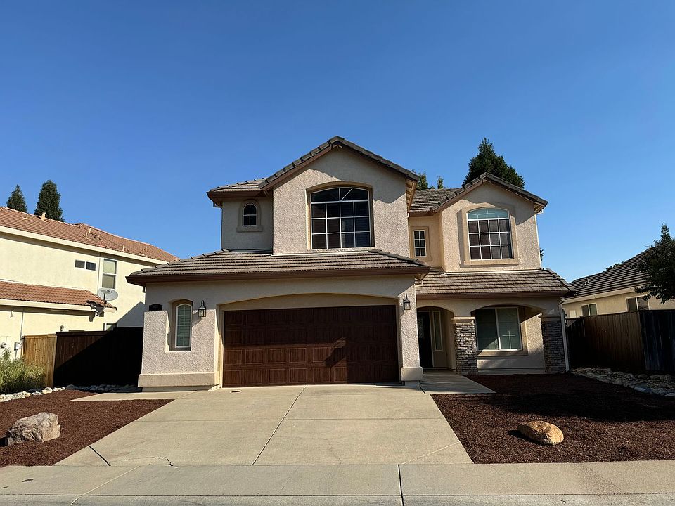 1st image of 1829 Magenta Dr