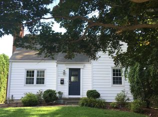 20 Cambridge St, Valhalla, NY 10595