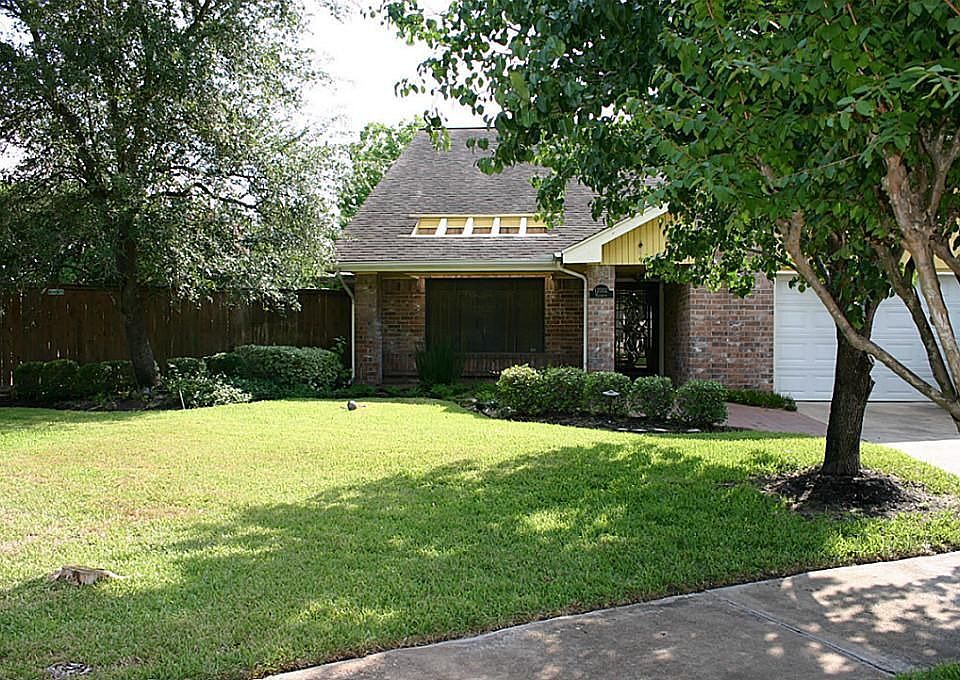 1st image of 12002 Hedgedown Dr