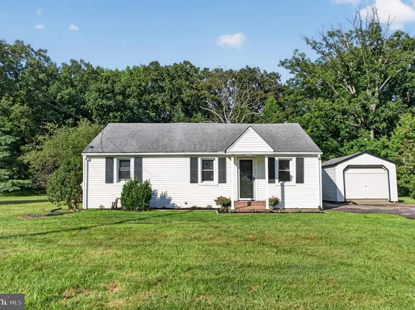 927 Old Harmony Rd, Newark, DE 19713