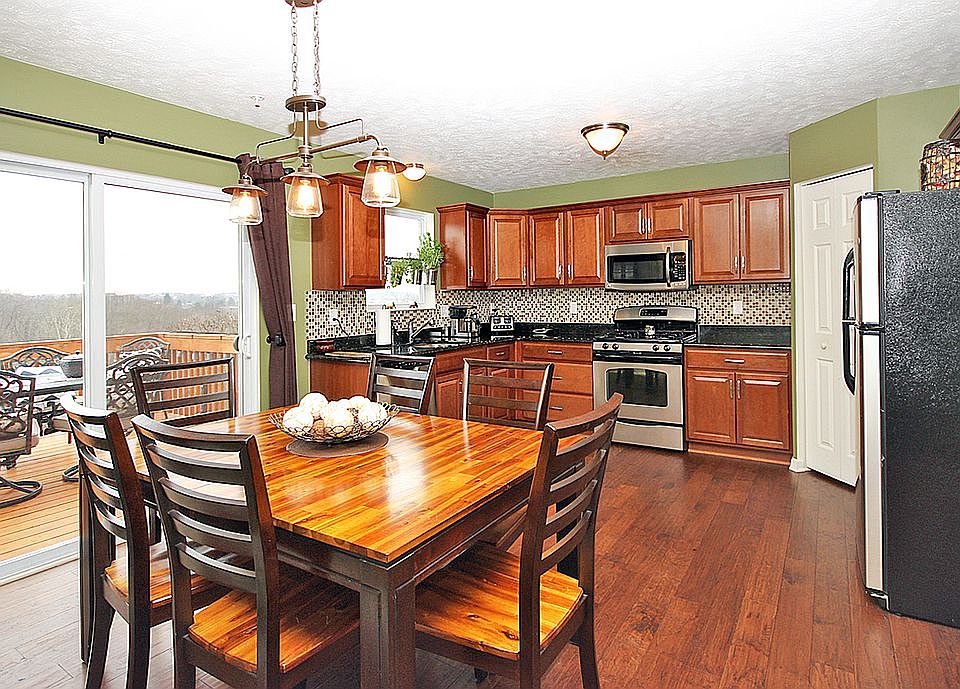 255 Grace Manor Dr Coraopolis PA Zillow