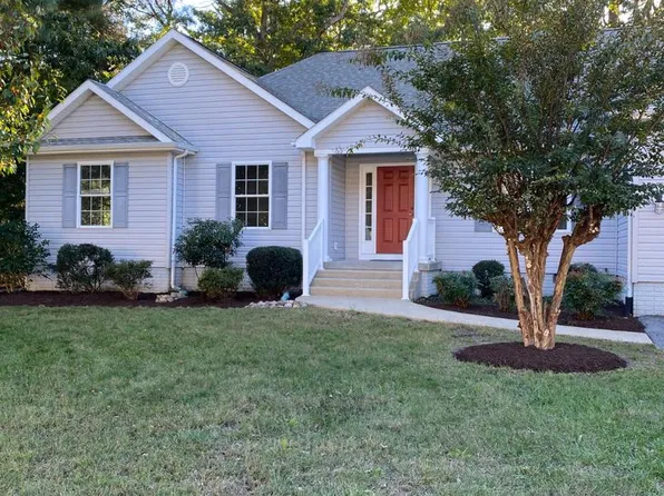 12548 Deer Point Cir, Berlin, MD 21811