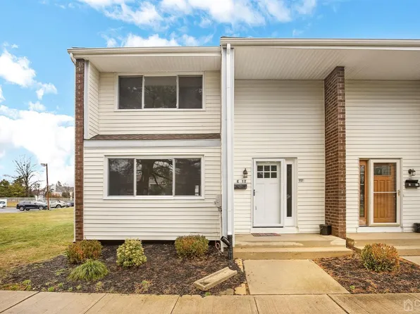 12 Lincoln Ln Unit E, Dayton, NJ 08810