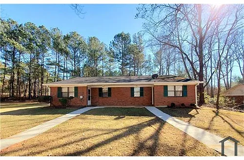 2000 Patterson Ct Photo 1