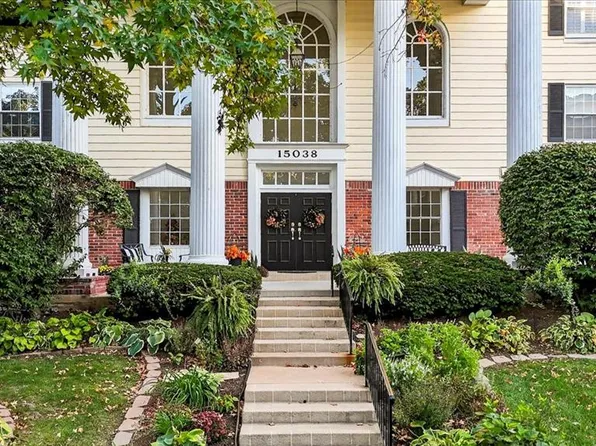 15038 Claymoor Ct APT 10, Chesterfield, MO 63017