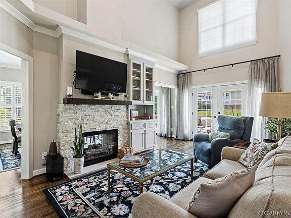 2nd image of 10921 Dominion Fairways Ln