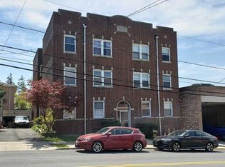 20 E Brinkerhoff Ave #6, Palisades Park, NJ 07650