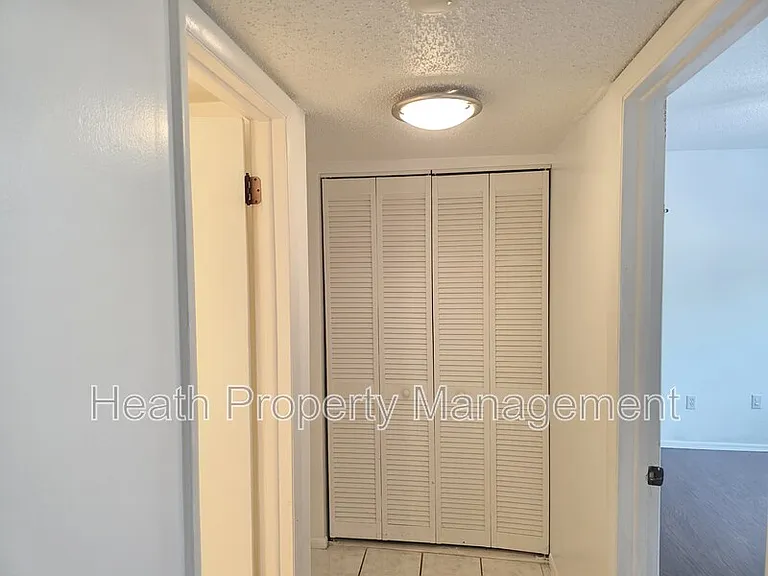 605 N Keene Rd #C — Photo 6