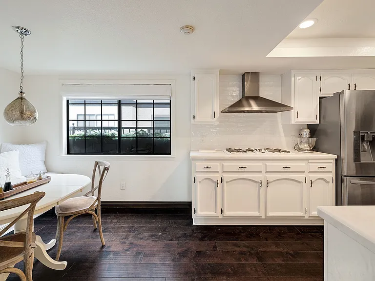 227 S Irena Ave #5 — Photo 25