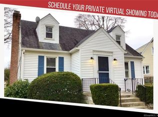 32 Ettl Ln, Greenwich, CT 06831