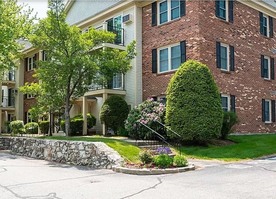 1st image of 3 Northbrook Drive #303