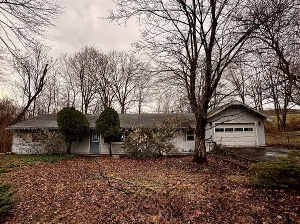 76 Valley View Rd, High Bridge Boro, NJ 08829