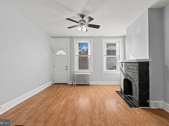 3rd image of 3553 Emerald St