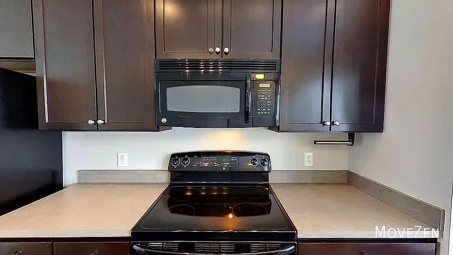 3 bed, 1380 sqft, $1,060 — Photo 4
