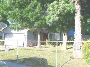 20754 S Dennis Ave, Laton, CA 93242