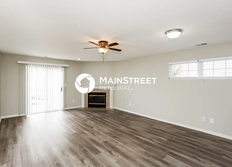 4550 Riverbrook Ln — Photo 4