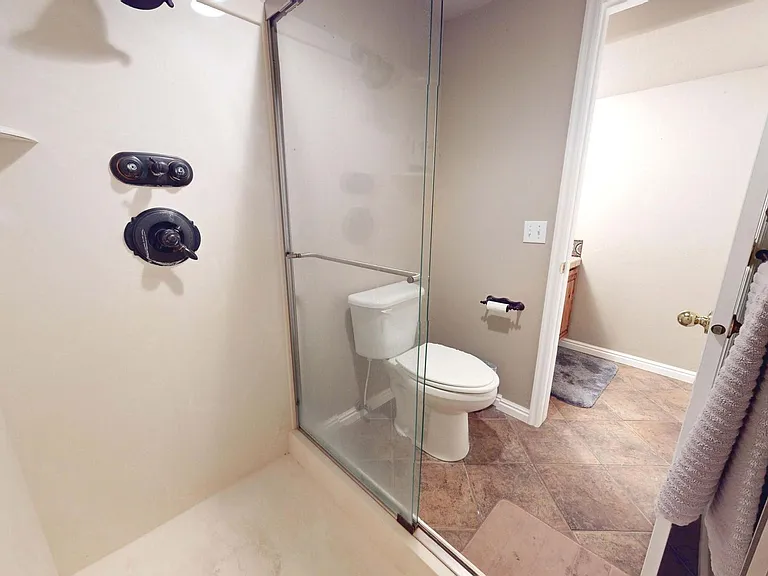 853 W Kestrel Ct — Photo 17