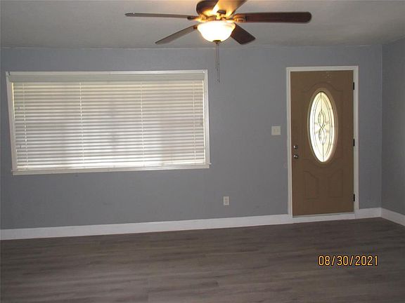 3rd image of 3030 Dawson Ln
