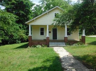 413 Nottoway Ave, Blackstone, VA 23824