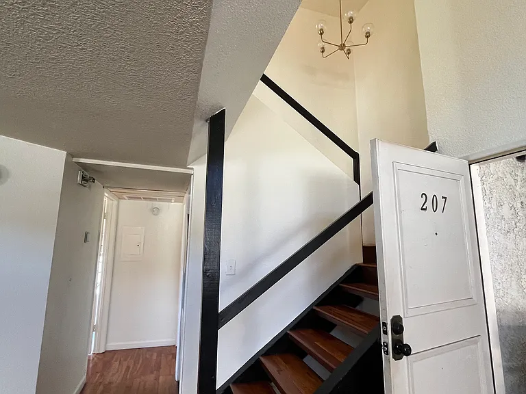 15946 Vanowen St #207 — Photo 18