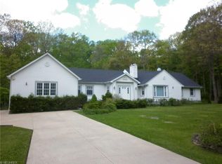 4820 W Fairview Dr, Orange, OH 44022