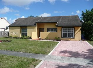 2611 Buttonwood Ave, Miramar, FL 33025