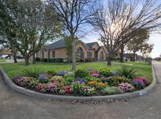 1632 Stratford Dr, Mansfield, TX 76063