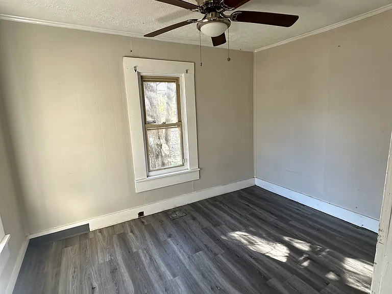 821 N 9th St — Photo 5