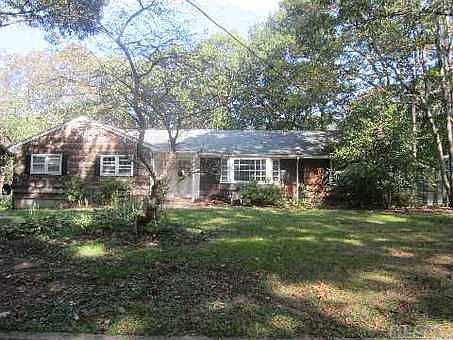 1st image of 3 Robert Townsend Dr