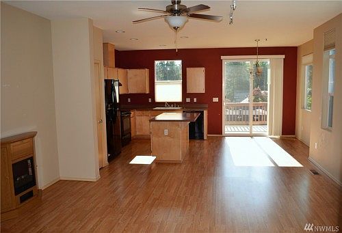 3rd image of 13417 Adair Creek Way NE