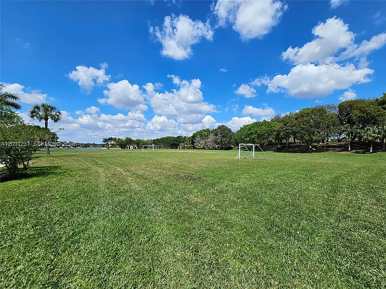 4232 Mahogany Ridge Dr — Photo 43