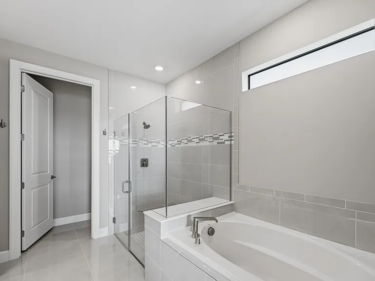 7849 Mainsail Ln — Photo 40
