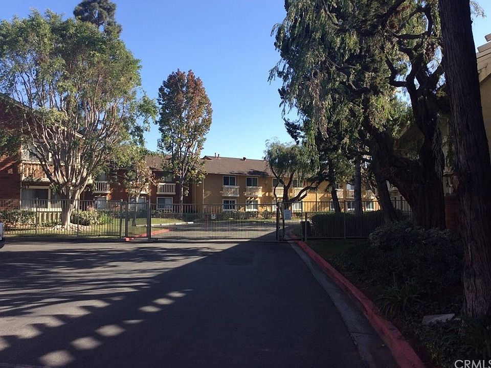 2nd image of 16040 Leffingwell Rd Unit 42