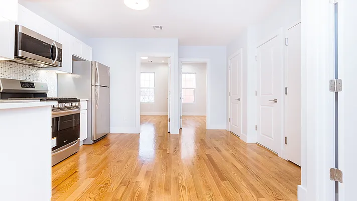 Rented by Nooklyn NYC LLC | media 4