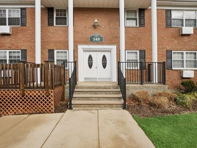 340 Lakeland Avenue #10H, Sayville, NY, 11782