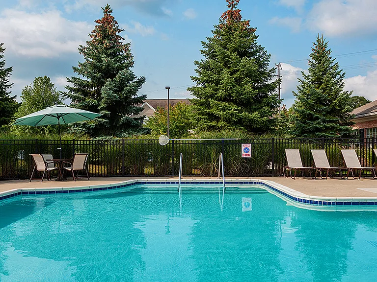 Canton Club Apartments - Canton, MI — Photo 37