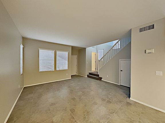 4th image of 2117 S Barrington