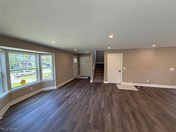 2nd image of 3607 Hildana Rd