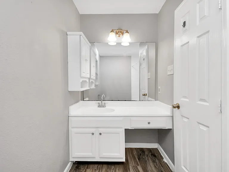 8106 Claiborne St — Photo 21