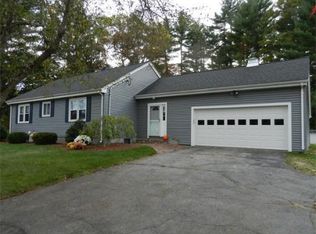 29 Providence St, Mendon, MA 01756