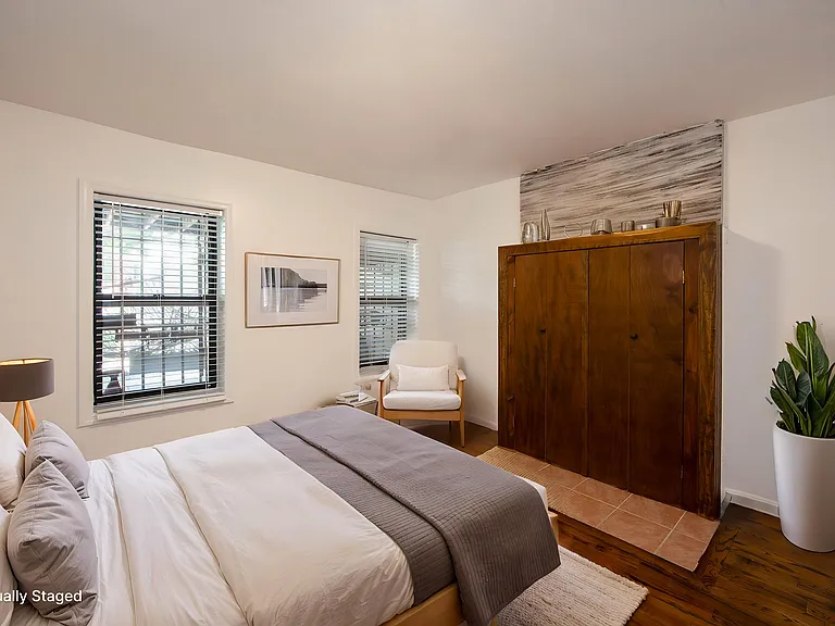 131 Decatur St #1 — Photo 3