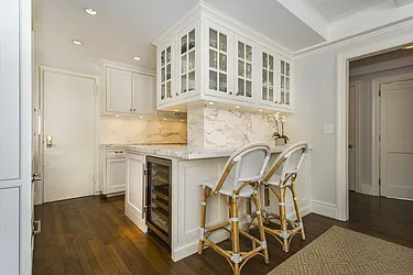 Sold by Dixon Advisory USA Inc.