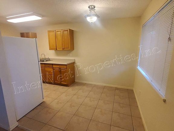 5th image of 4700 Falls View Ave #9