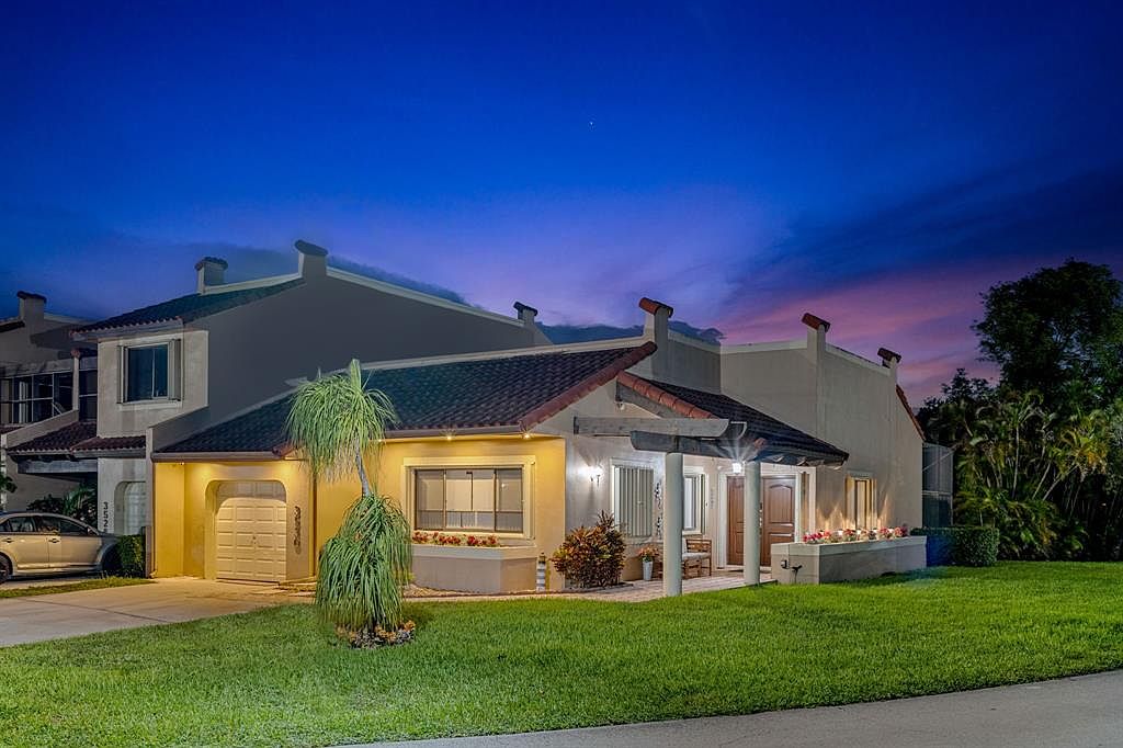 3530 Torremolinos Av #A-31