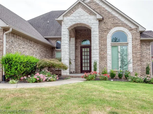 8904 Lakeside Way, Fort Smith, AR 72903