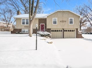 1310 Militia Ct, Leavenworth, KS 66048