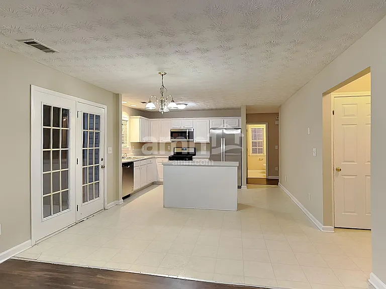 3801 Bogan Mill Rd — Photo 5